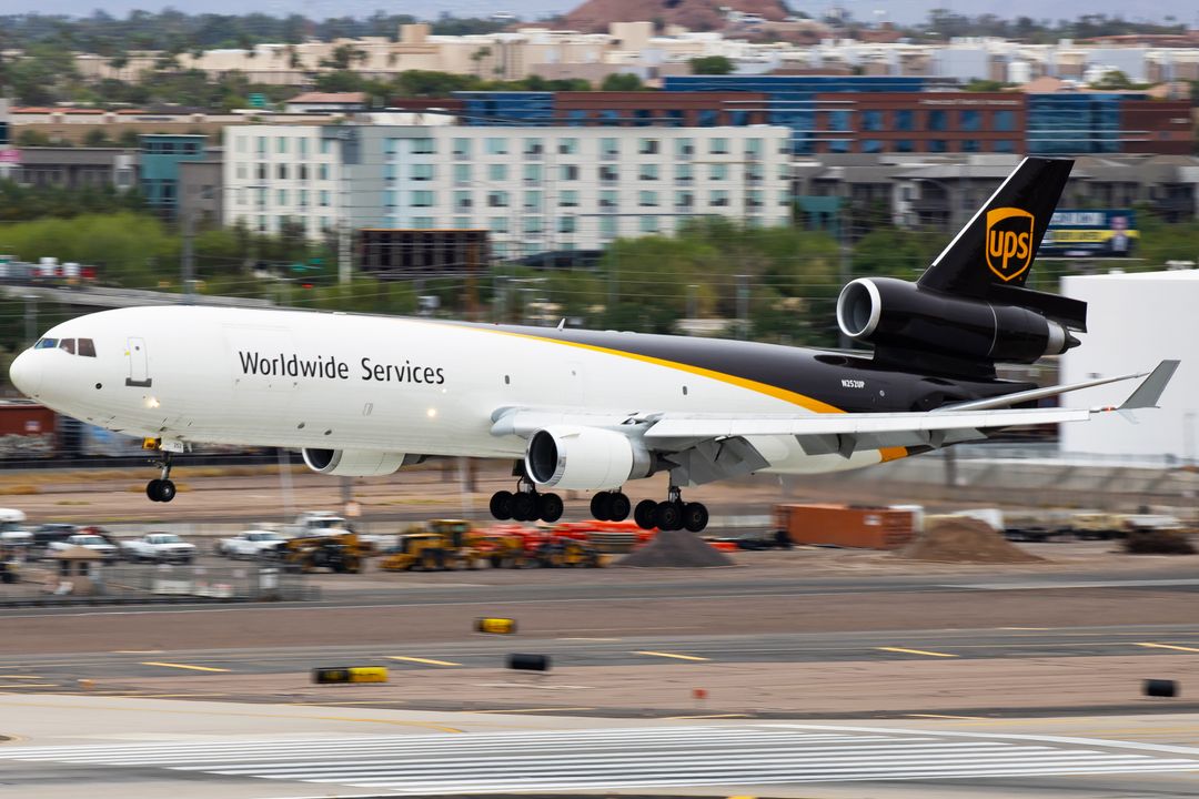 Photo of N252UP - United Parcel Service McDonnell Douglas MD-11F at PHX on AeroXplorer Aviation Database Photo of N252UP - United Parcel Service McDonnell Douglas MD-11F at PHX on AeroXplorer Aviation Database
