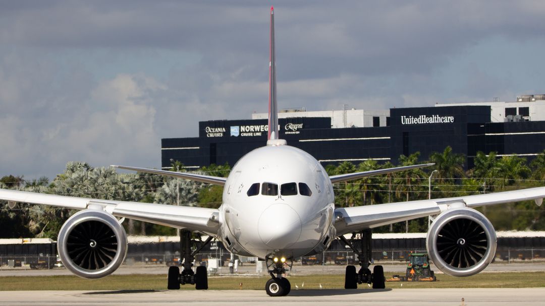 Photo of TC-LLK - Turkish Airlines Boeing 787-9 at MIA on AeroXplorer Aviation Database Photo of TC-LLK - Turkish Airlines Boeing 787-9 at MIA on AeroXplorer Aviation Database