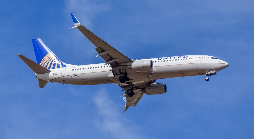 Photo of N76526 - United Airlines Boeing 737-800 at DEN on AeroXplorer Aviation Database Photo of N76526 - United Airlines Boeing 737-800 at DEN on AeroXplorer Aviation Database