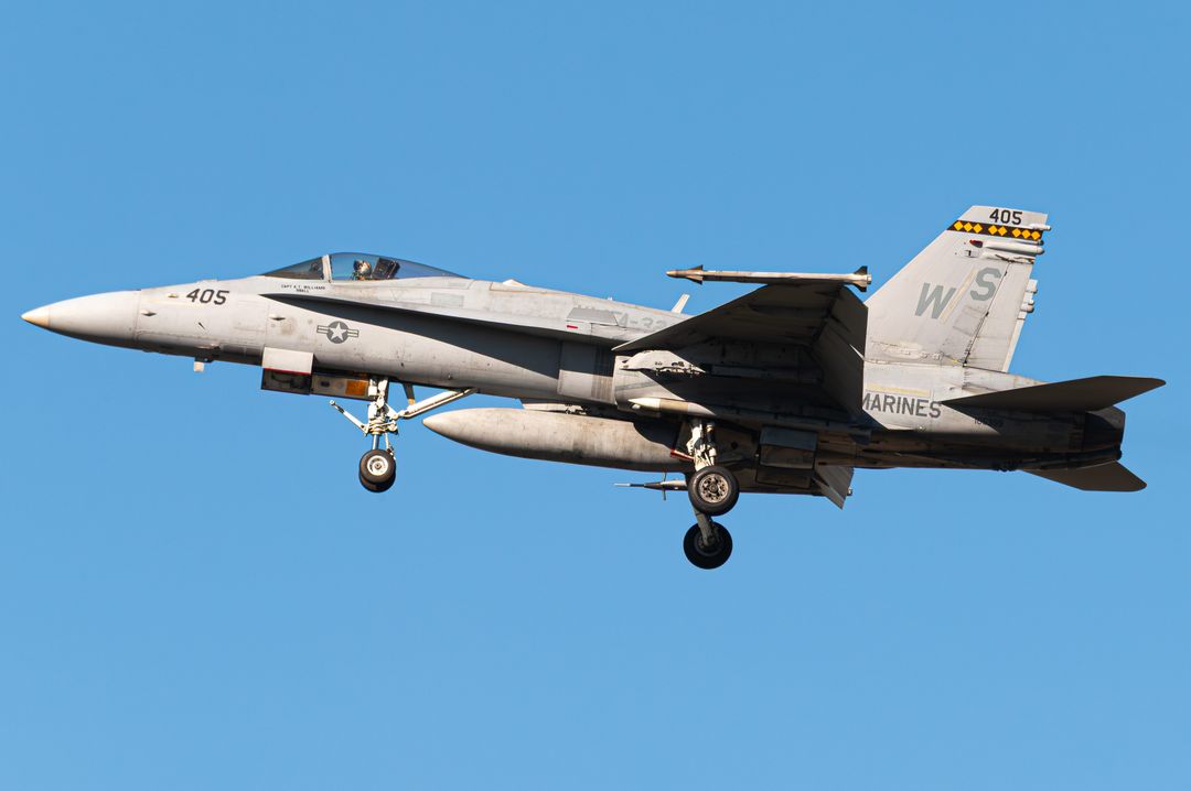 Photo of 165399 - USMC - United States Marine Corp McDonnel Douglas F/A-18 Hornet at NKX on AeroXplorer Aviation Database