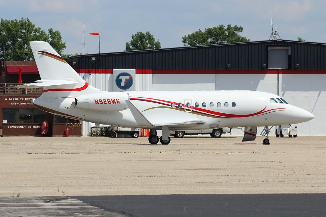 Photo of N928WK - PRIVATE Dassault Falcon 2000LX at DAY on AeroXplorer Aviation Database Photo of N928WK - PRIVATE Dassault Falcon 2000LX at DAY on AeroXplorer Aviation Database