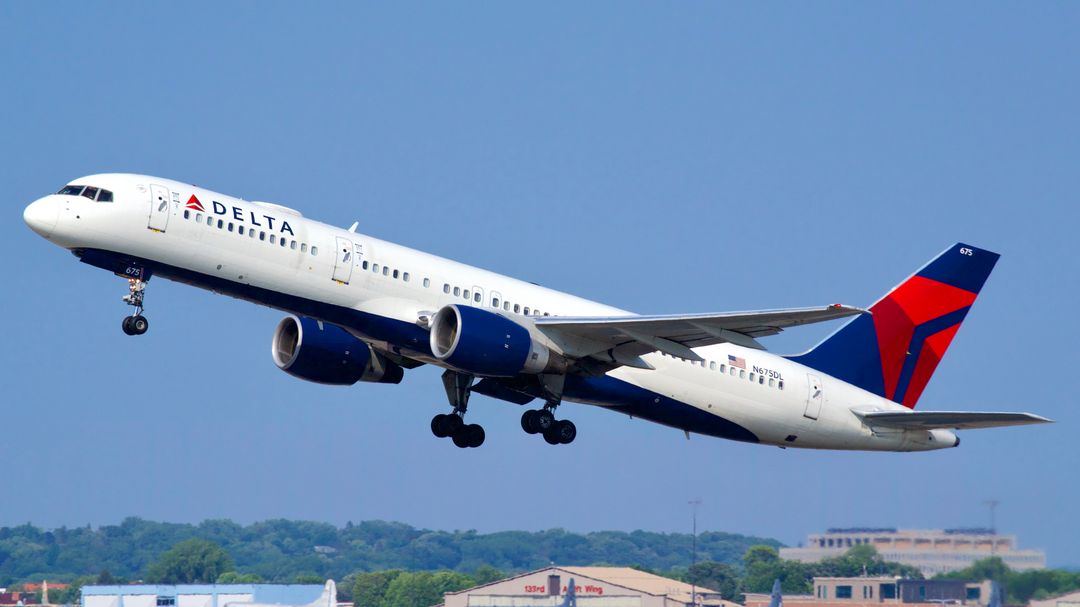 Photo of N675DL - Delta Airlines Boeing 757-200 at MSP on AeroXplorer Aviation Database Photo of N675DL - Delta Airlines Boeing 757-200 at MSP on AeroXplorer Aviation Database
