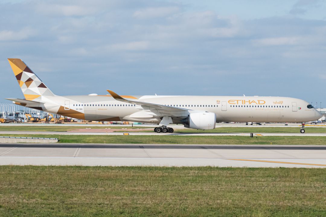 Photo of A6-XWA - Etihad Airways Airbus A350-1000 at ORD on AeroXplorer Aviation Database Photo of A6-XWA - Etihad Airways Airbus A350-1000 at ORD on AeroXplorer Aviation Database