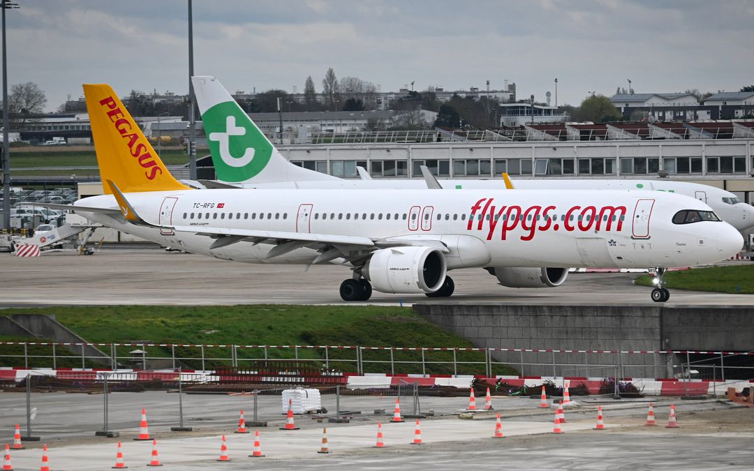 Photo of TC-RFG - Pegasus Air Airbus A321NEO at ORY on AeroXplorer Aviation Database
