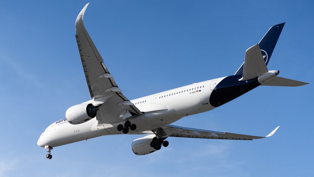 Photo of D-AIVD - Lufthansa Airbus A350-900 at YVR on AeroXplorer Aviation Database