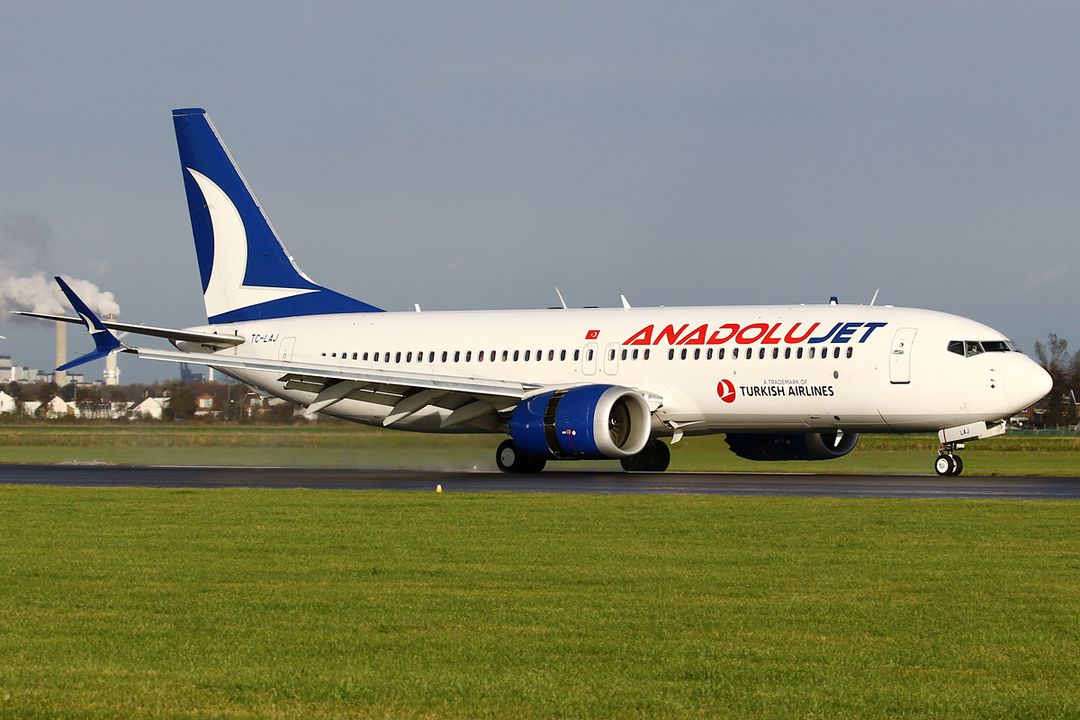 Photo of TC-LAJ - Anadolujet Boeing 737 MAX 8 at AMS on AeroXplorer Aviation Database