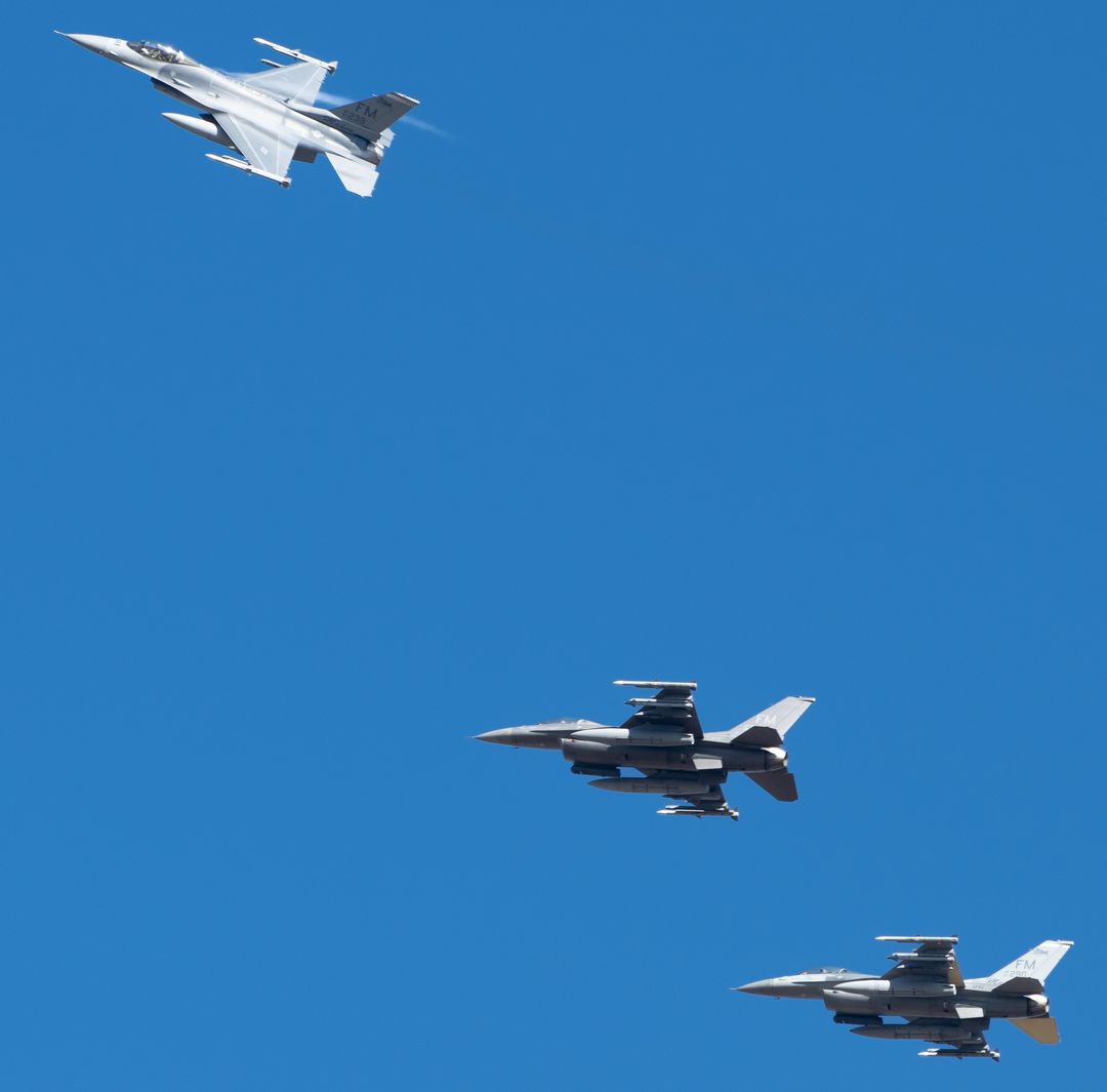 Photo of 87-0239 - USAF - United States Air Force General Dynamics F-16 Fighting Falcon at ACY on AeroXplorer Aviation Database