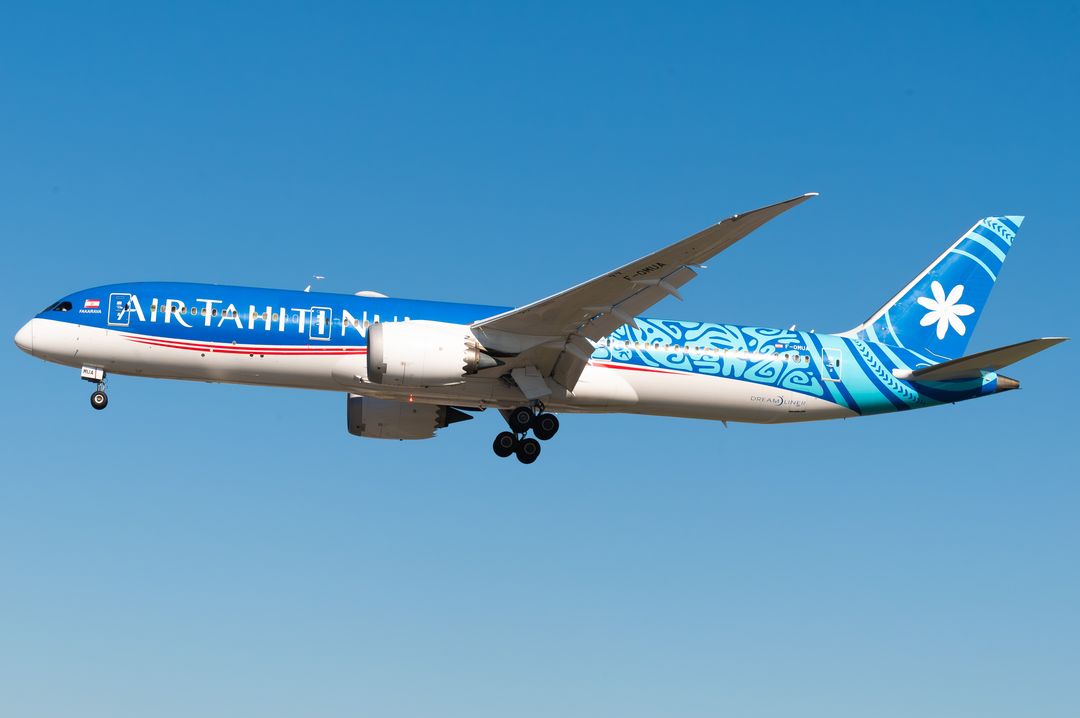 Photo of F-OMUA - Air Tahiti Nui Boeing 787-9 at LAX on AeroXplorer Aviation Database