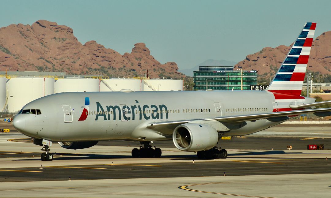 Photo of N786AN - American Airlines B772 at PHX on AeroXplorer Aviation Database Photo of N786AN - American Airlines B772 at PHX on AeroXplorer Aviation Database