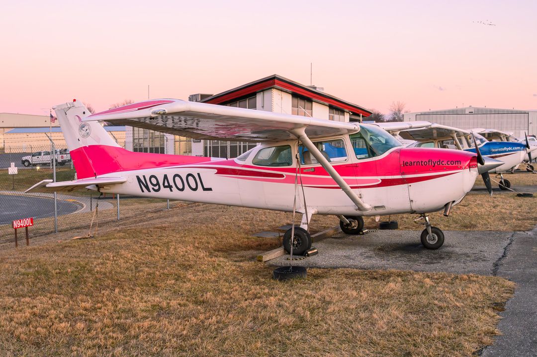 PRIVATE Cessna 172 registration  on final approach at Montgomery County Airpark (GAI/KGAI) photographed by  on 01/19/2026