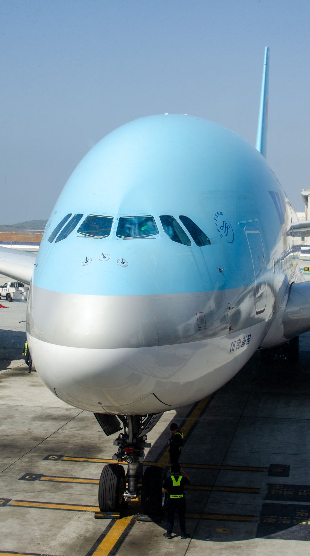 Photo of HL7621 - Korean Air Airbus A380-800 at LAX on AeroXplorer Aviation Database Photo of HL7621 - Korean Air Airbus A380-800 at LAX on AeroXplorer Aviation Database