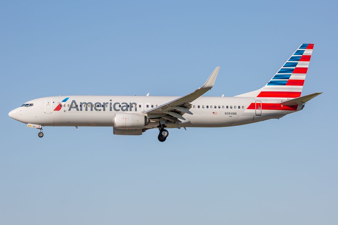 Photo of N984NN - American Airlines Boeing 737-800 at BWI on AeroXplorer Aviation Database Photo of N984NN - American Airlines Boeing 737-800 at BWI on AeroXplorer Aviation Database