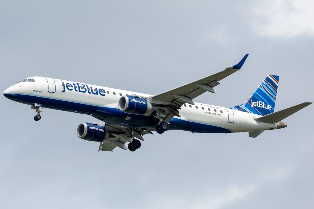 Photo of N354JB - JetBlue Airways Embraer E190 at JFK on AeroXplorer Aviation Database Photo of N354JB - JetBlue Airways Embraer E190 at JFK on AeroXplorer Aviation Database