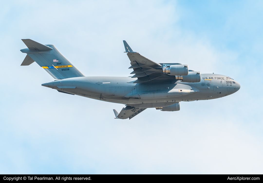 Photo of 09-9208 - USAF - United States Air Force Boeing C-17 Globemaster III at ADW on AeroXplorer Aviation Database