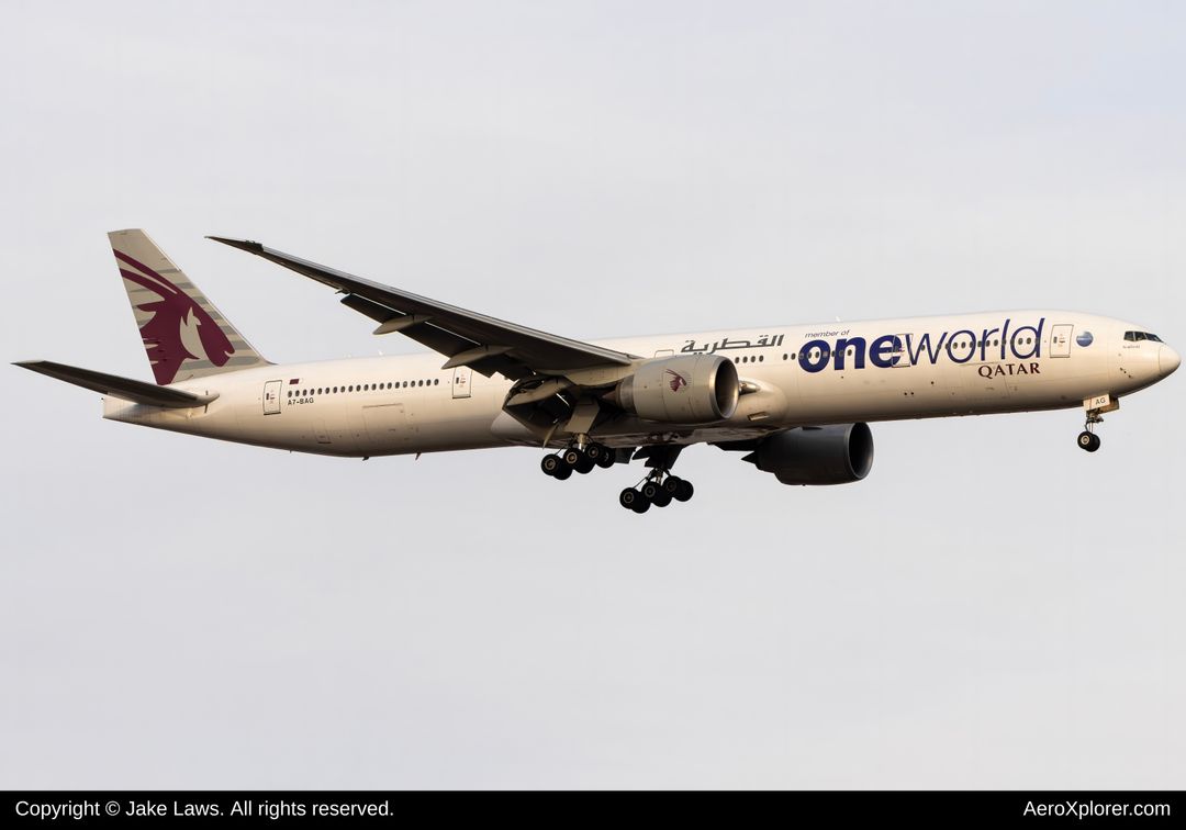 Photo of A7-BAG - Qatar Airways Boeing 777-300ER at IAD on AeroXplorer Aviation Database