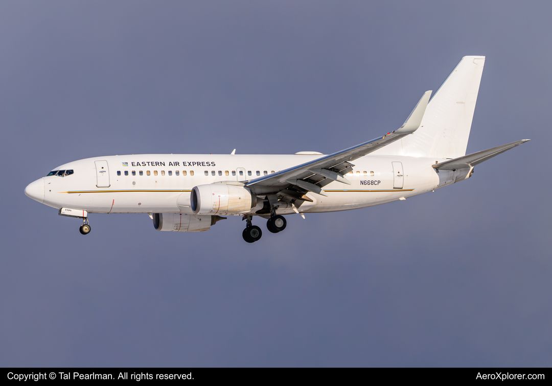 Photo of N668CP - Hillwood Airways Boeing 737-700 at BWI on AeroXplorer Aviation Database