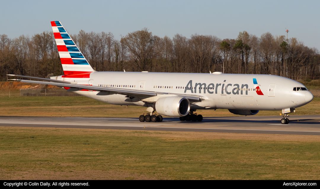 Photo of N755AN - American Airlines Boeing 777-200ER at CLT on AeroXplorer Aviation Database Photo of N755AN - American Airlines Boeing 777-200ER at CLT on AeroXplorer Aviation Database