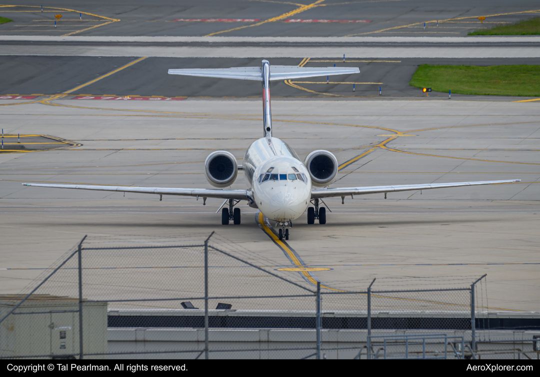 Photo of N926AT - Delta Airlines Boeing 717-200 at PHL on AeroXplorer Aviation Database