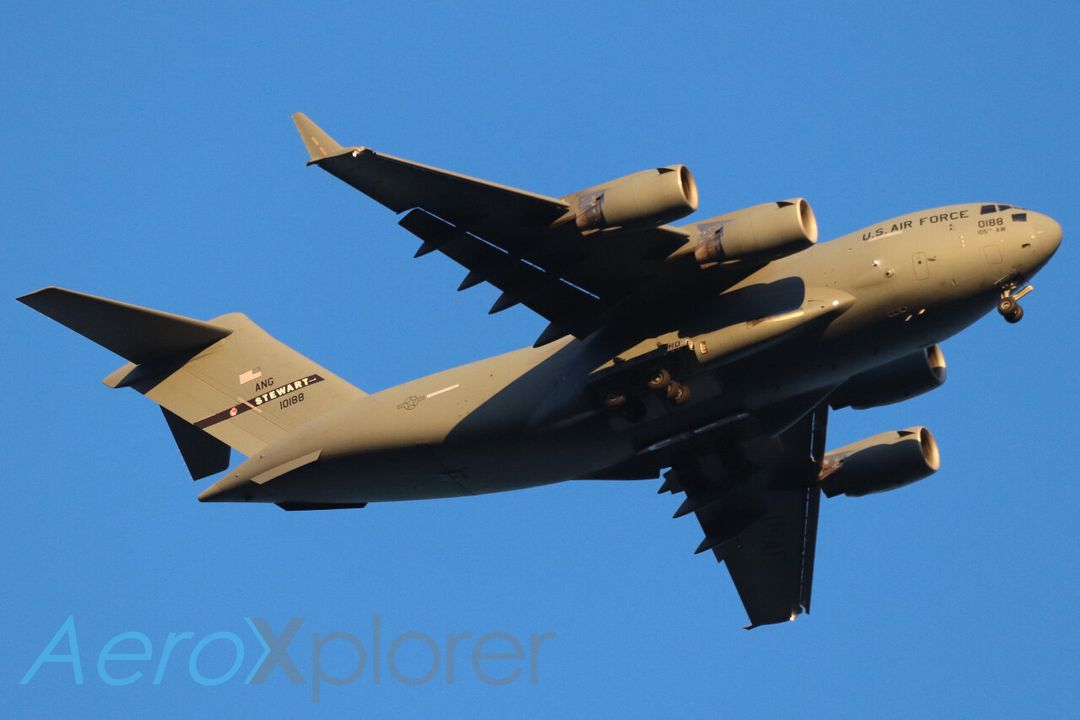 Photo of 01-0188 - USAF - United States Air Force Boeing C-17 Globemaster III at SWF on AeroXplorer Aviation Database Photo of 01-0188 - USAF - United States Air Force Boeing C-17 Globemaster III at SWF on AeroXplorer Aviation Database