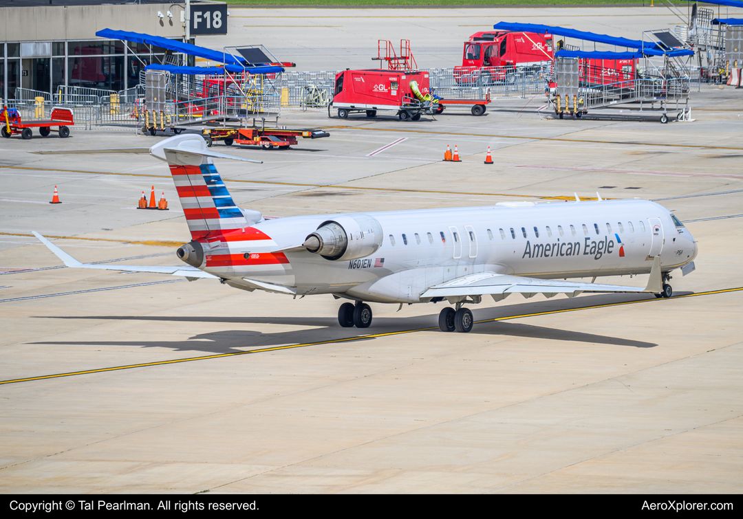 Photo of N601EN - American Eagle Mitsubishi CRJ-900 at PHL on AeroXplorer Aviation Database