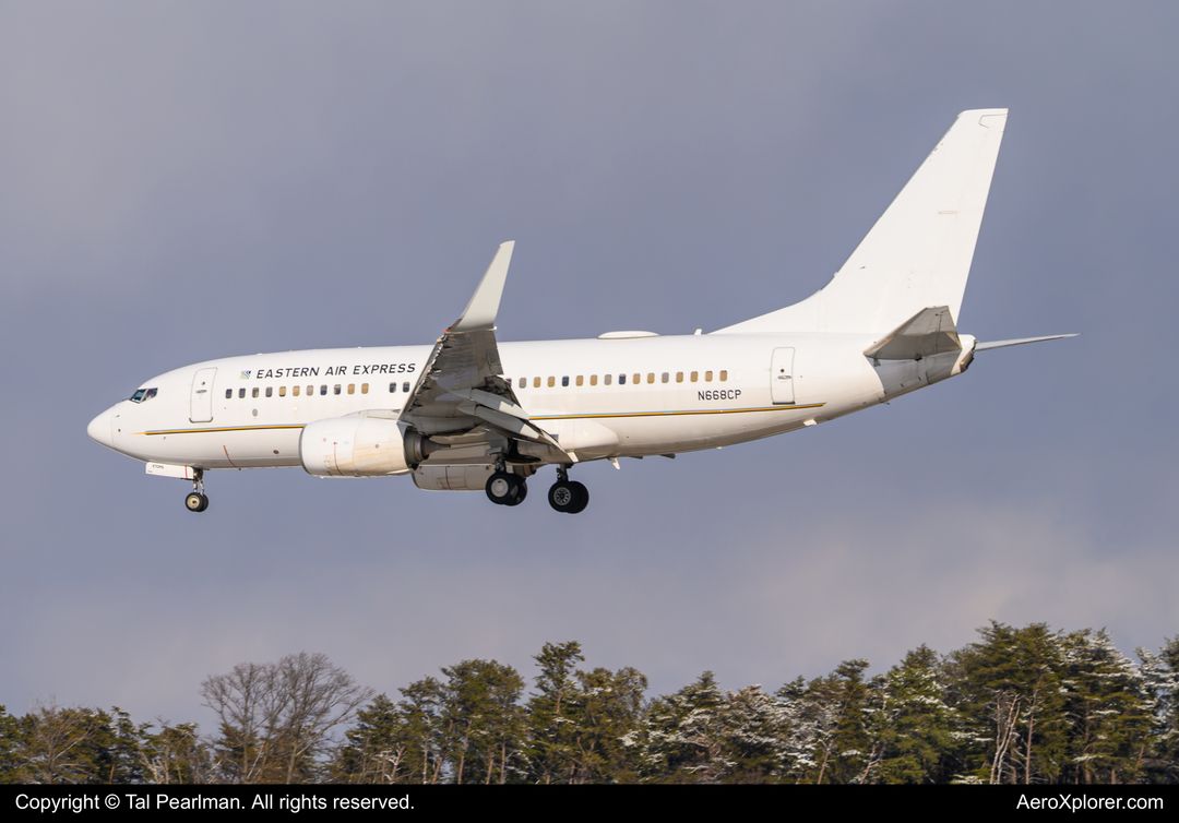 Photo of N668CP - Hillwood Airways Boeing 737-700 at BWI on AeroXplorer Aviation Database
