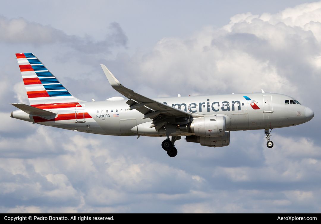 Photo of N93003 - American Airlines Airbus A319 at MIA on AeroXplorer Aviation Database Photo of N93003 - American Airlines Airbus A319 at MIA on AeroXplorer Aviation Database