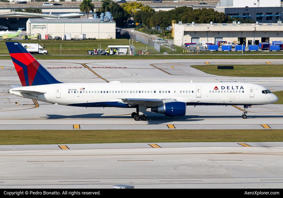 Photo of N676DL - Delta Airlines Boeing 757-200 at FLL on AeroXplorer Aviation Database Photo of N676DL - Delta Airlines Boeing 757-200 at FLL on AeroXplorer Aviation Database