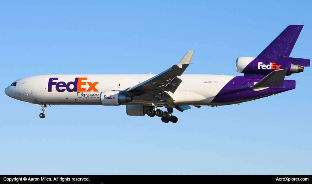 Photo of N528FE - FedEx McDonnell Douglas MD-11F at YYZ on AeroXplorer Aviation Database Photo of N528FE - FedEx McDonnell Douglas MD-11F at YYZ on AeroXplorer Aviation Database