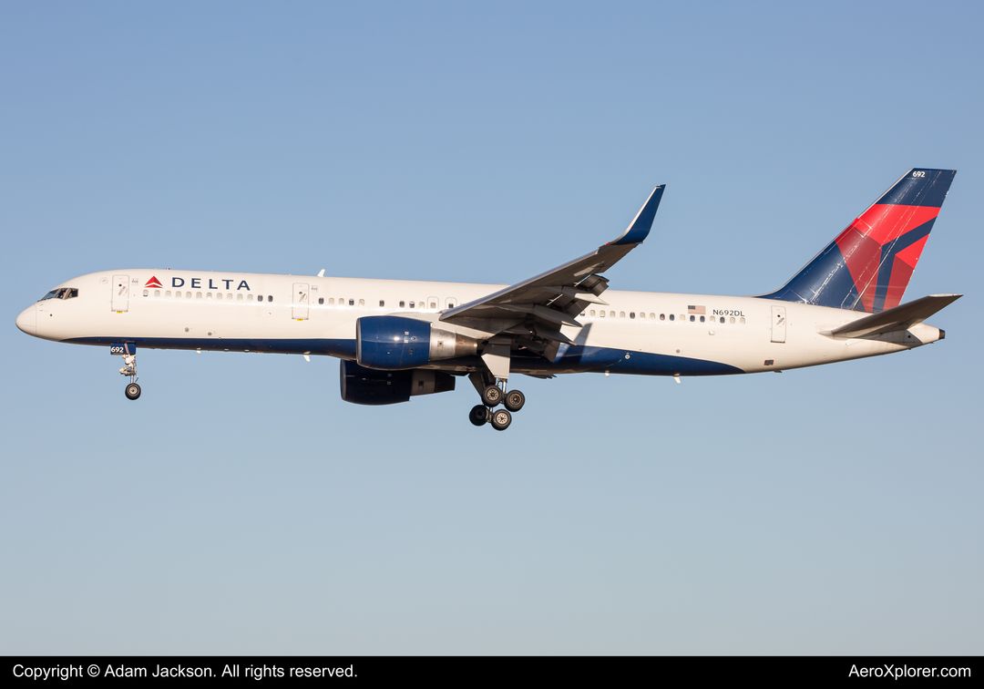 Photo of N692DL - Delta Airlines Boeing 757-200 at BWI on AeroXplorer Aviation Database Photo of N692DL - Delta Airlines Boeing 757-200 at BWI on AeroXplorer Aviation Database