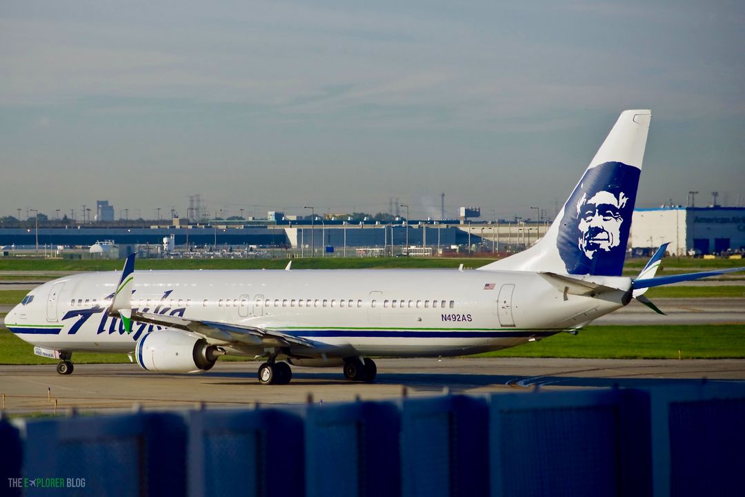 Photo of N492AS - Alaska Airlines Boeing 737-900ER at ORD on AeroXplorer Aviation Database Photo of N492AS - Alaska Airlines Boeing 737-900ER at ORD on AeroXplorer Aviation Database