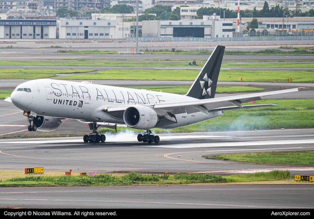 Photo of N78017 - United Airlines Boeing 777-200ER at HND on AeroXplorer Aviation Database Photo of N78017 - United Airlines Boeing 777-200ER at HND on AeroXplorer Aviation Database