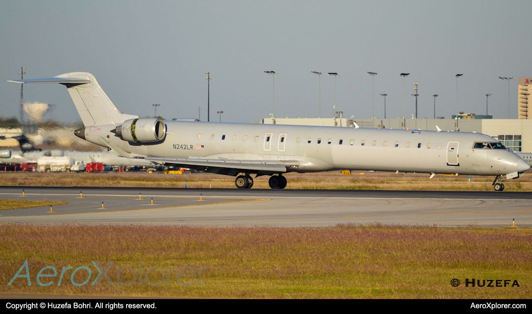 Photo of N242LR - American Eagle Mitsubishi CRJ-900 at DFW on AeroXplorer Aviation Database Photo of N242LR - American Eagle Mitsubishi CRJ-900 at DFW on AeroXplorer Aviation Database