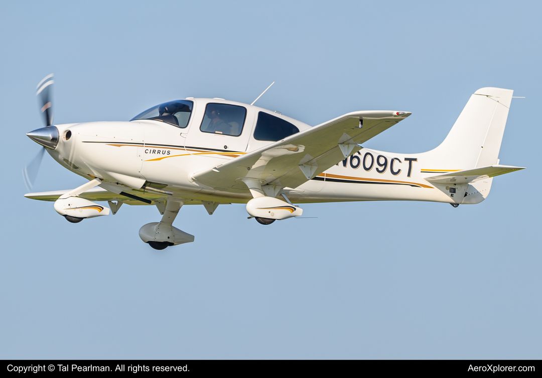Photo of N609CT - PRIVATE Cirrus SR-20 at GAI on AeroXplorer Aviation Database