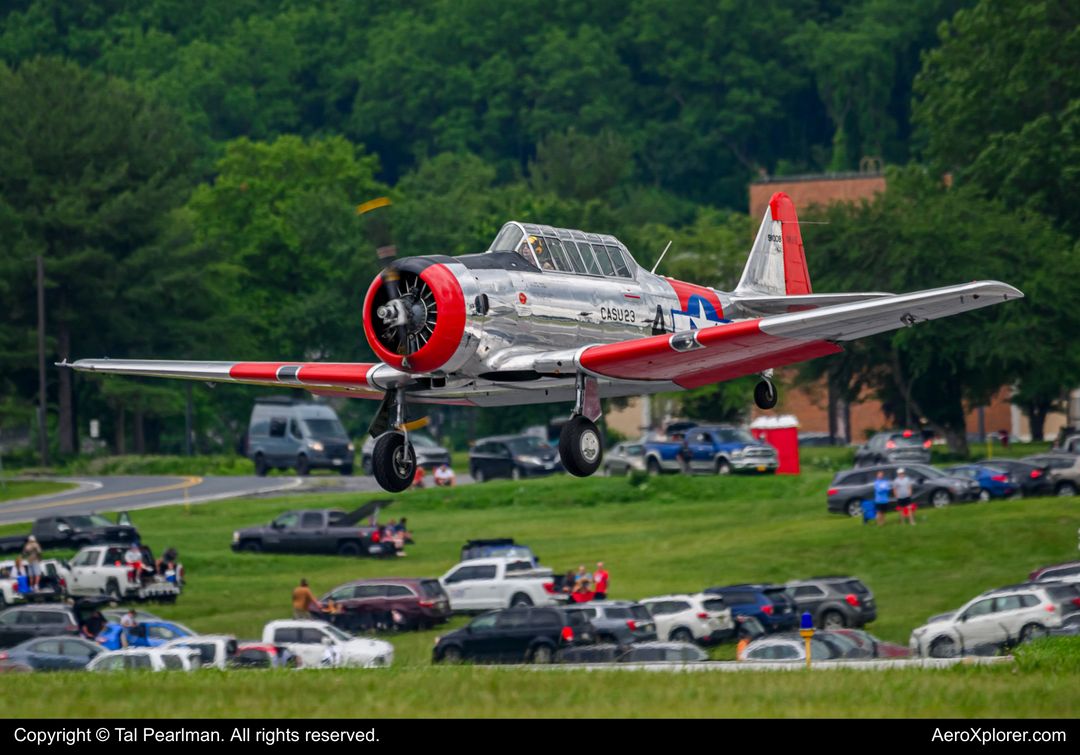 Photo of N276RB - Commemorative Air Force North American T-6 Texan at RDG on AeroXplorer Aviation Database