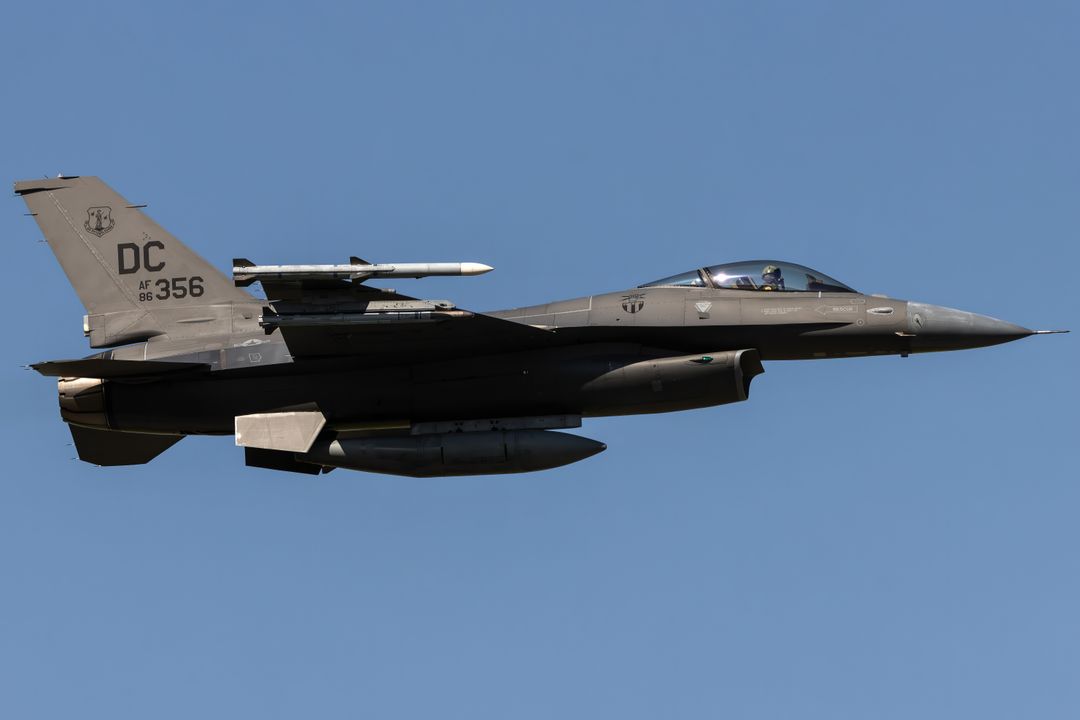 Photo of 86-0356 - USAF - United States Air Force General Dynamics F-16 Fighting Falcon at ADW on AeroXplorer Aviation Database