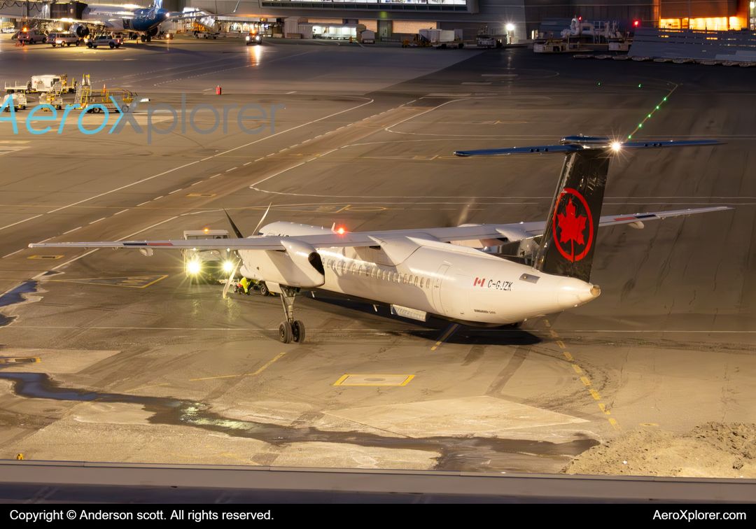 Photo of C-GJCK - Air Canada Express De Havilland Dash-8 q400 at YYZ on AeroXplorer Aviation Database
