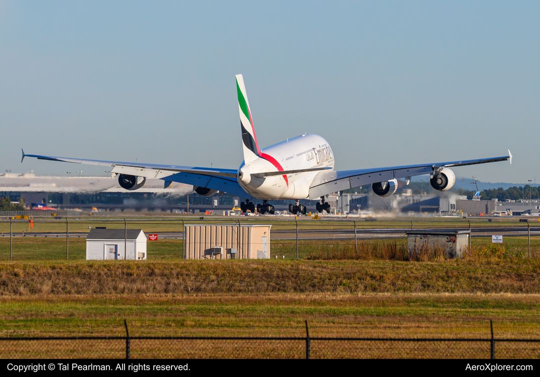 Photo of A6-EDZ - Emirates Airbus A380-800 at IAD on AeroXplorer Aviation Database