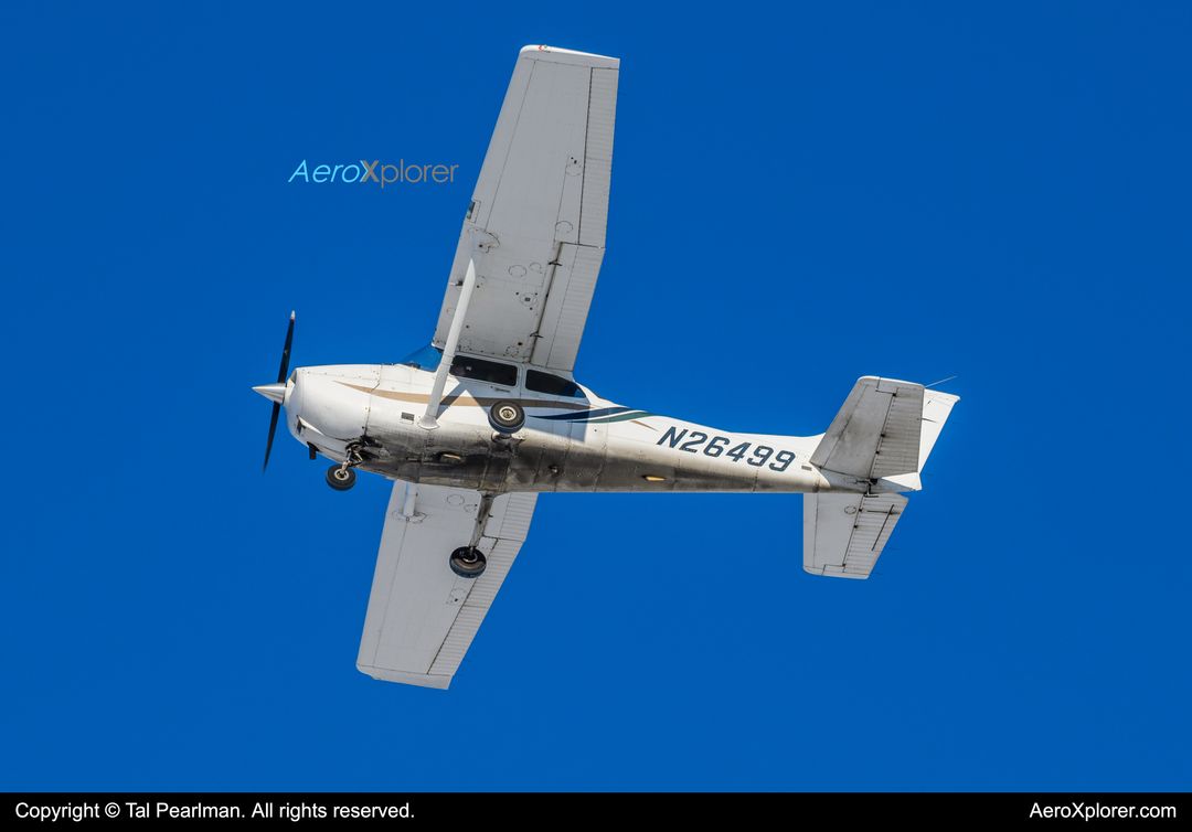 N26499) PRIVATE Cessna 172 by Tal Pearlman | AeroXplorer Photo