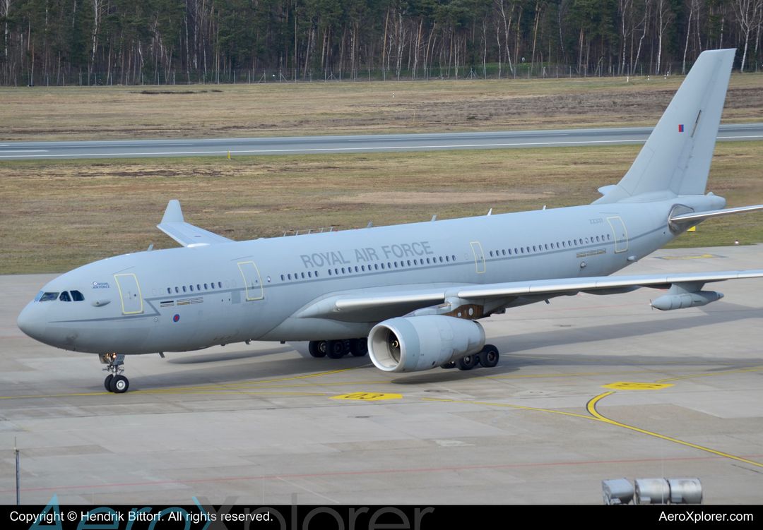 Photo of ZZ337 - Royal Air Force Airbus A330-300 at NUE on AeroXplorer Aviation Database Photo of ZZ337 - Royal Air Force Airbus A330-300 at NUE on AeroXplorer Aviation Database