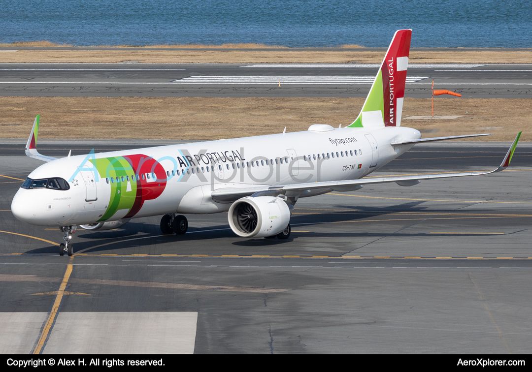 Photo of CS-TXF - TAP Air Portugal Airbus A321LR at bos on AeroXplorer Aviation Database Photo of CS-TXF - TAP Air Portugal Airbus A321LR at bos on AeroXplorer Aviation Database
