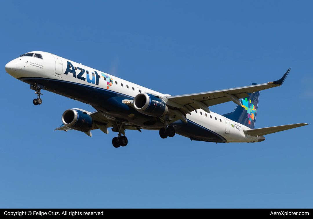 Photo of PR-AUJ - Azul Embraer E195 at SSA on AeroXplorer Aviation Database Photo of PR-AUJ - Azul Embraer E195 at SSA on AeroXplorer Aviation Database
