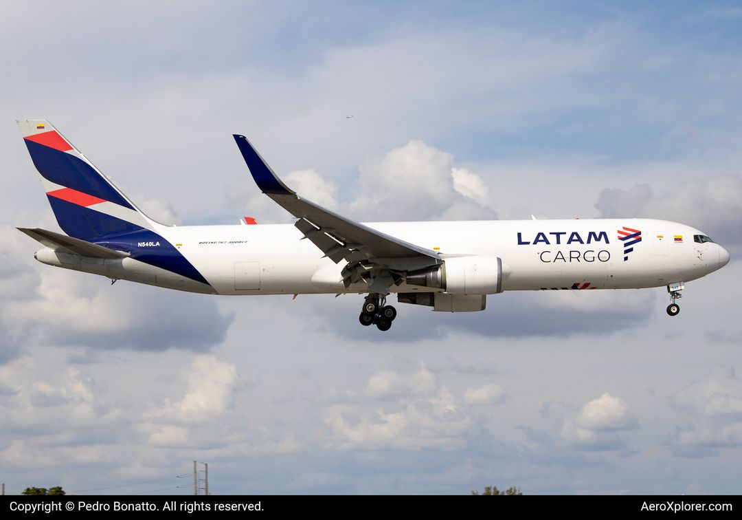 Photo of N540LA - LATAM Cargo Boeing 767-300F at MIA on AeroXplorer Aviation Database Photo of N540LA - LATAM Cargo Boeing 767-300F at MIA on AeroXplorer Aviation Database