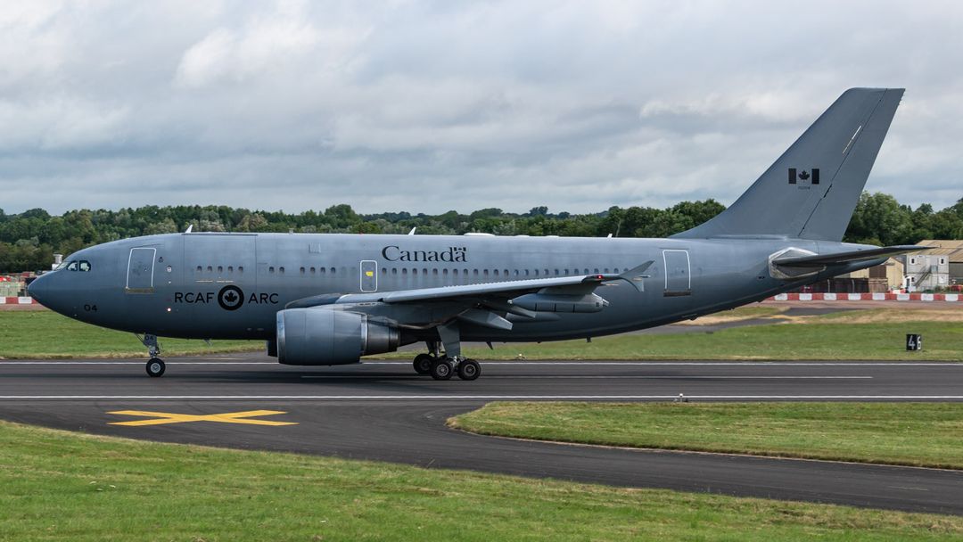 Photo of 15004 - Royal Canadian Air Force Airbus CC-150 Polaris at FFD on AeroXplorer Aviation Database Photo of 15004 - Royal Canadian Air Force Airbus CC-150 Polaris at FFD on AeroXplorer Aviation Database