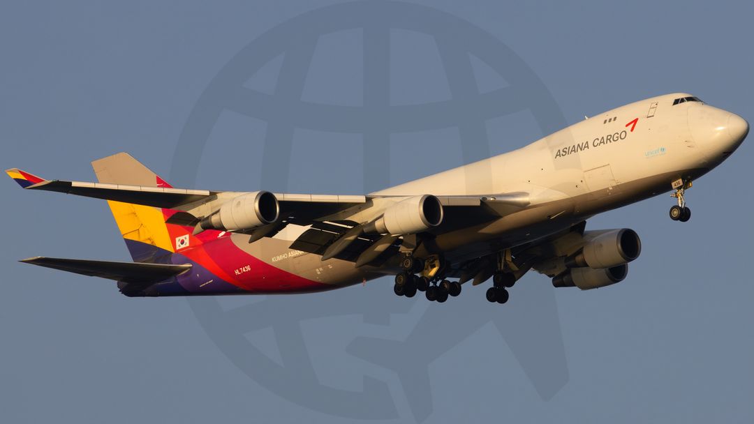 Photo of HL7436 - Asiana Cargo Boeing 747-400F at SIN on AeroXplorer Aviation Database Photo of HL7436 - Asiana Cargo Boeing 747-400F at SIN on AeroXplorer Aviation Database