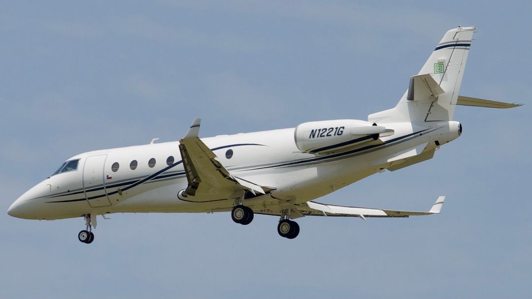 Photo of N1221G - PRIVATE Gulfstream G200 at IAH on AeroXplorer Aviation Database Photo of N1221G - PRIVATE Gulfstream G200 at IAH on AeroXplorer Aviation Database