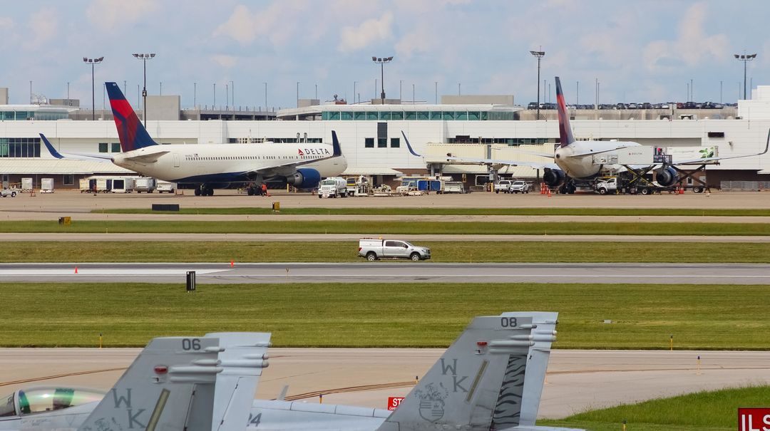Photo of KCVG - Airport Photo at CVG on AeroXplorer Aviation Database