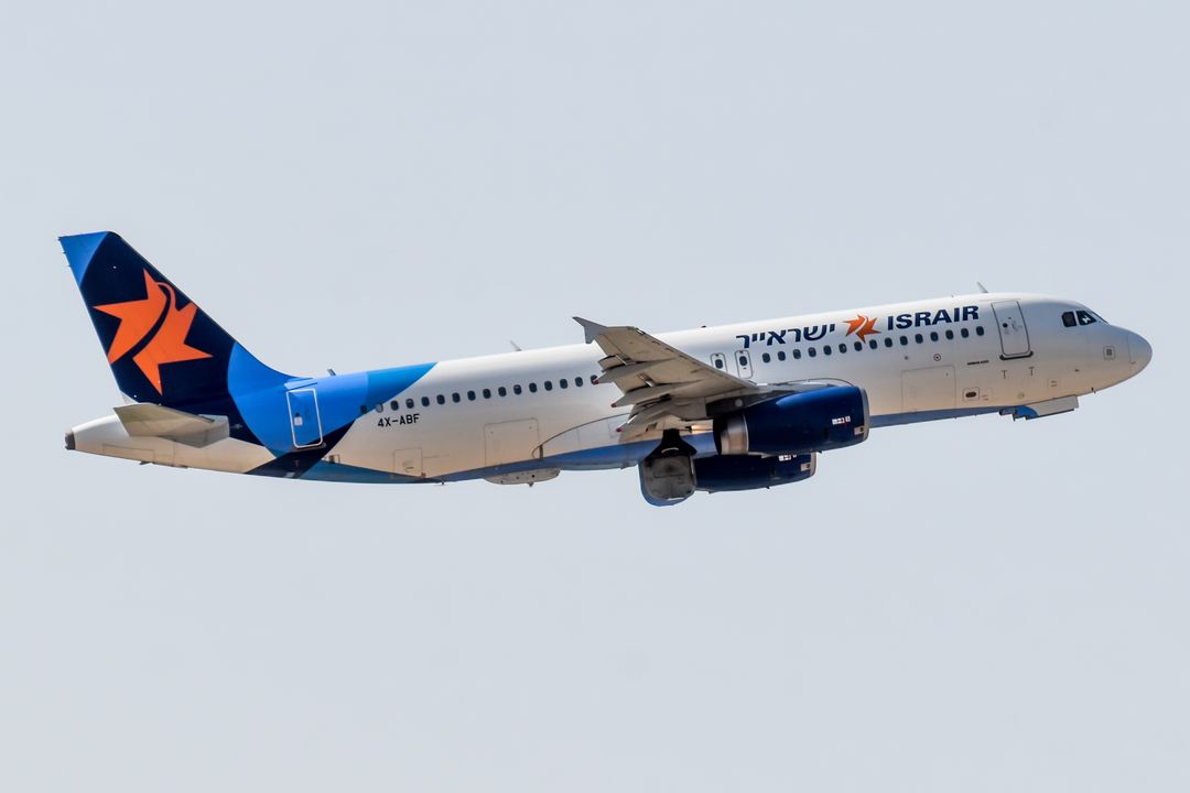 Photo of 4X-ABF - Israir Airbus A320 at TLV on AeroXplorer Aviation Database Photo of 4X-ABF - Israir Airbus A320 at TLV on AeroXplorer Aviation Database