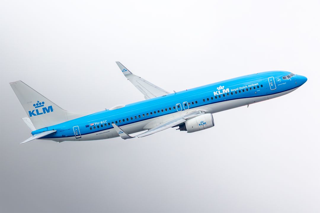 KLM Boeing 737-800 registration  on final approach at Amsterdam Schiphol Airport (AMS/EHAM) photographed by  on 10/17/2025