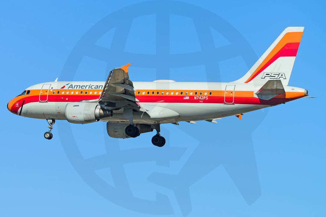 Photo of N742PS - American Airlines Airbus A319 at LAX on AeroXplorer Aviation Database