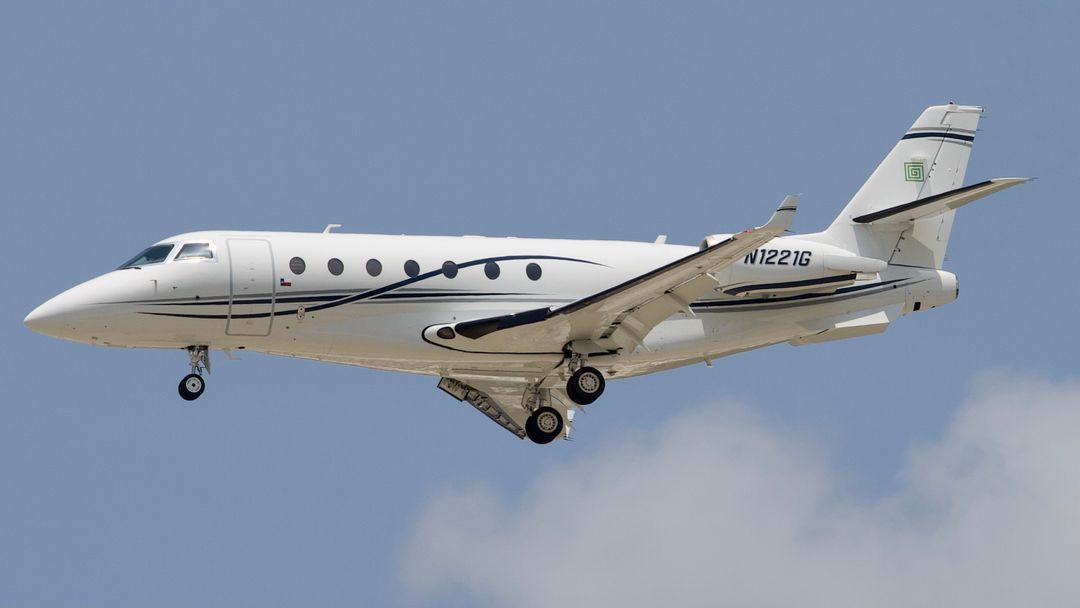 Photo of N1221G - PRIVATE Gulfstream G200 at IAH on AeroXplorer Aviation Database Photo of N1221G - PRIVATE Gulfstream G200 at IAH on AeroXplorer Aviation Database